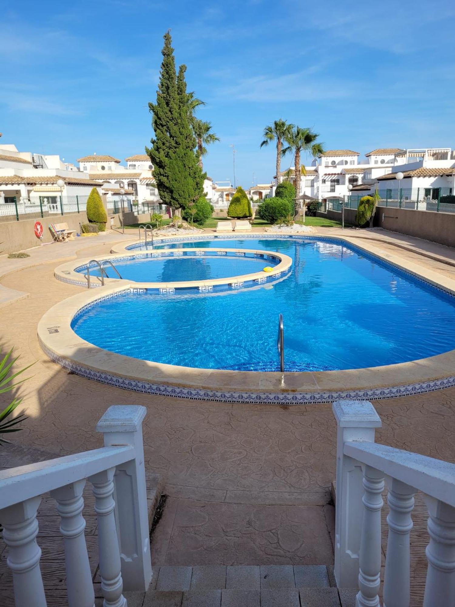 Nice Top Floor Bungalow Punta Prima Orihuela Eksteriør billede